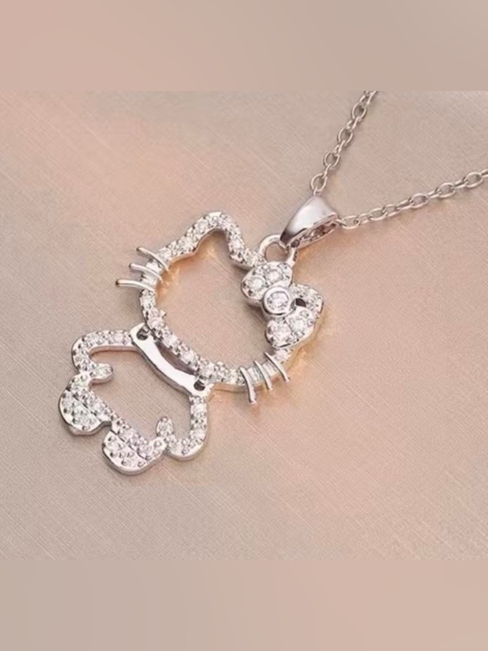 Elegant Hello Kitty Crystal Rhinestone Pendant Necklace